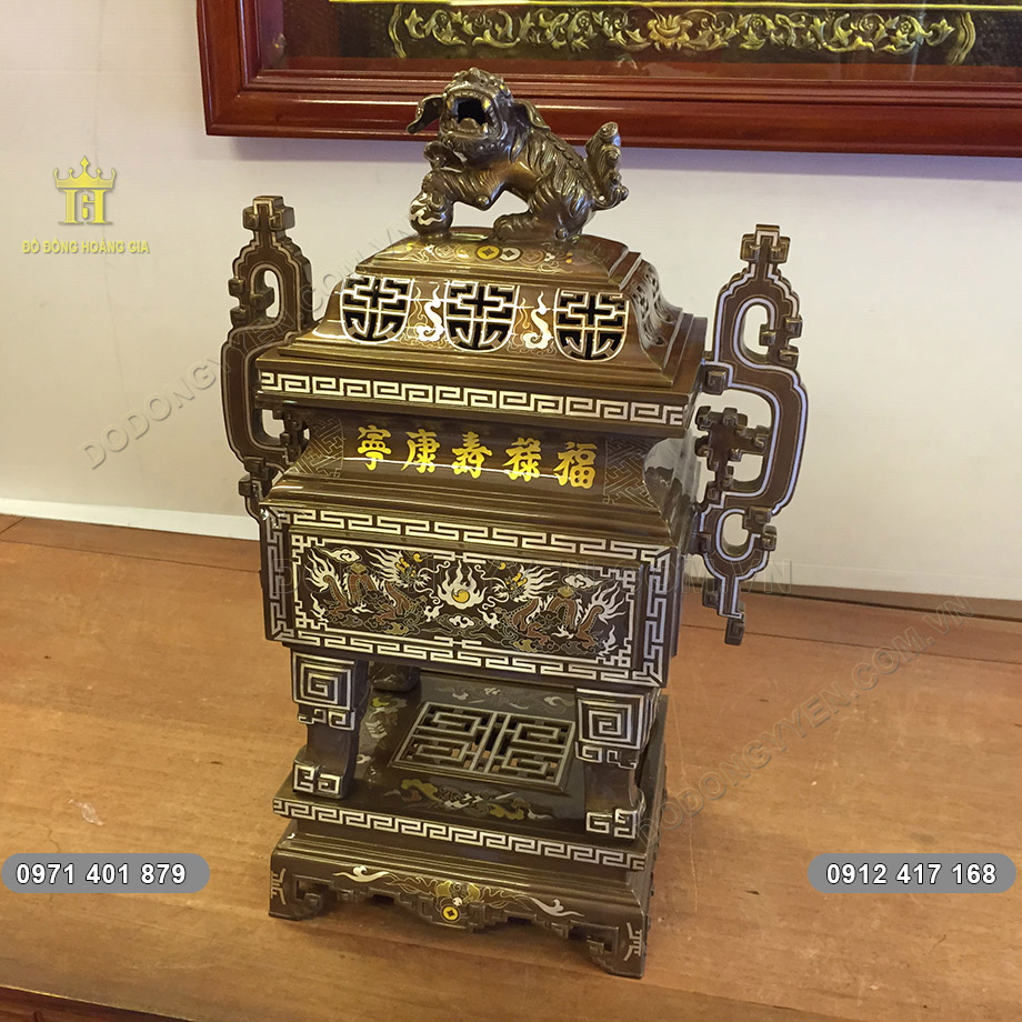 đỉnh vuông khảm ngũ sắc
